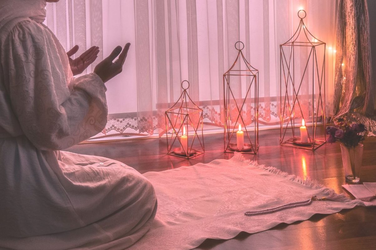 Ramadan essentials Prayer mat for Ramadan Ramadan prayer beads Ramadan planner Islamic decorations Islamic wall art Suhoor and Iftar sets Quality halal ingredients Islamic fragrances for Ramadan Dates gift box Halal personal care products for Ramadan Spiritual Ramadan products Festive Ramadan decorations Premium dates for iftar Ramadan self-care Meaningful Ramadan rituals Ramadan home decor Best Islamic fragrances Iftar serving suggestions Islamic home accessories for Ramadan